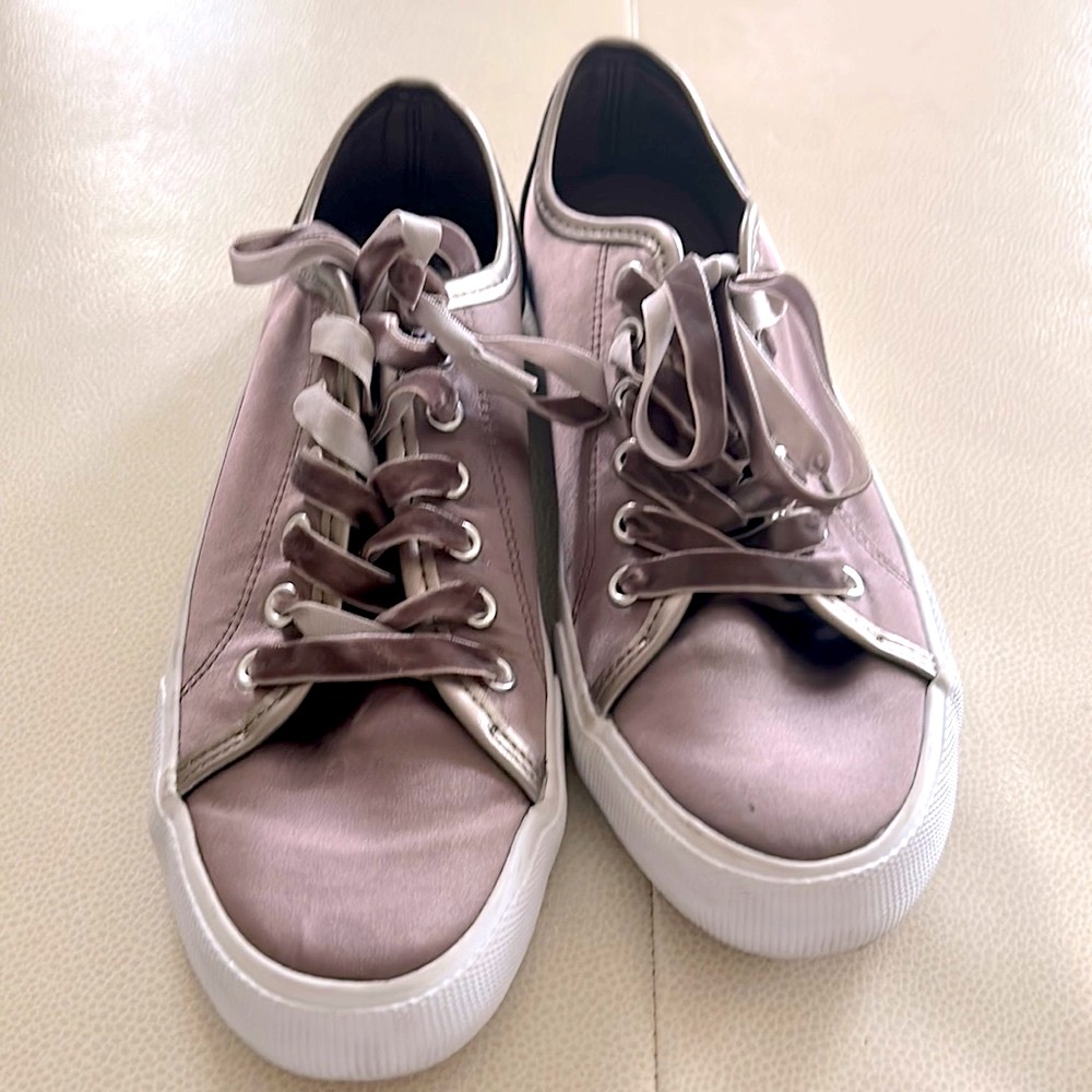 Mossimo Sneakers/Tennis Shoes 8 Champagne Metallic Sheen Vintage Lace Up Glam